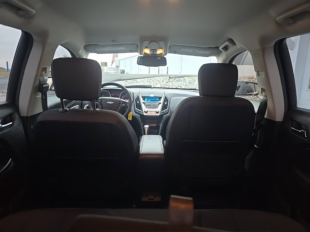 Used 2015 Chevrolet Equinox LS image 20