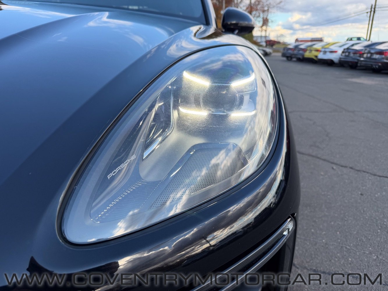 Used 2020 Porsche Macan Turbo image 9