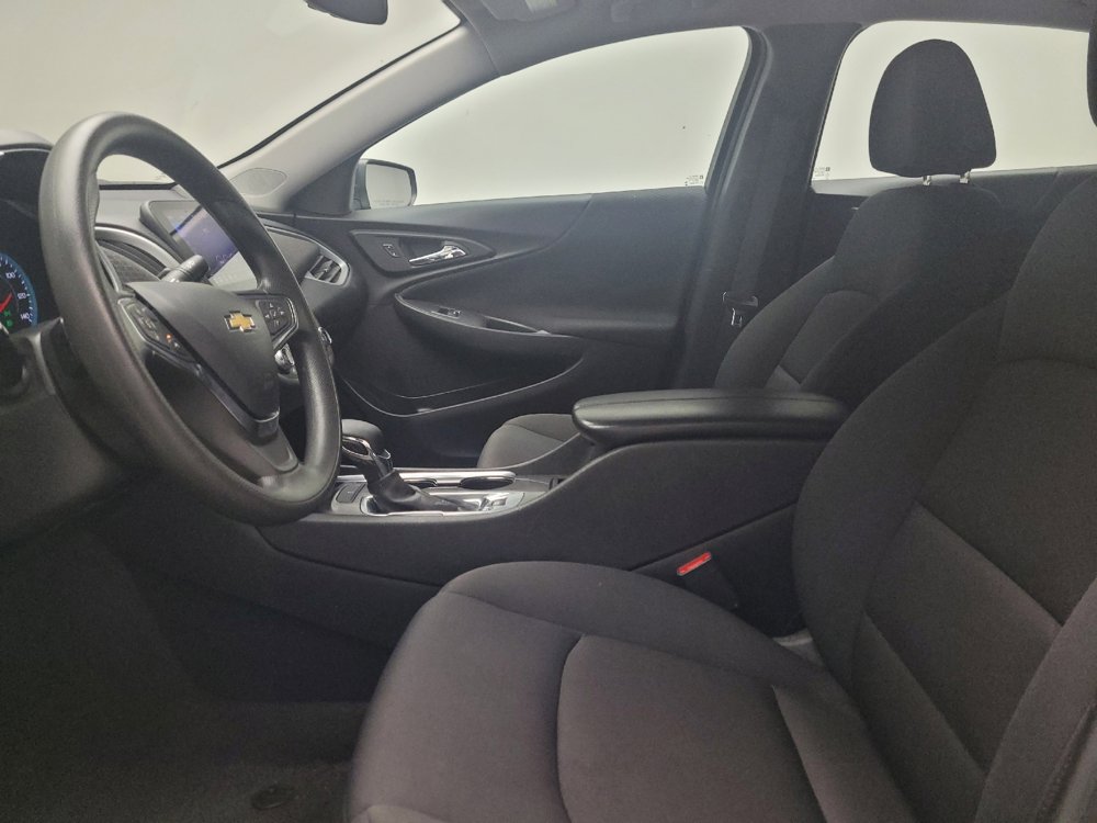 Used 2023 Chevrolet Malibu LT image 17