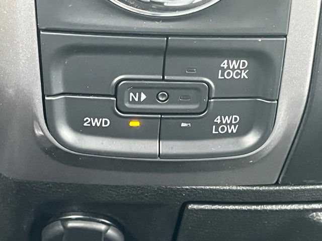 Used 2024 RAM 1500 Warlock AWD/4WD image 35