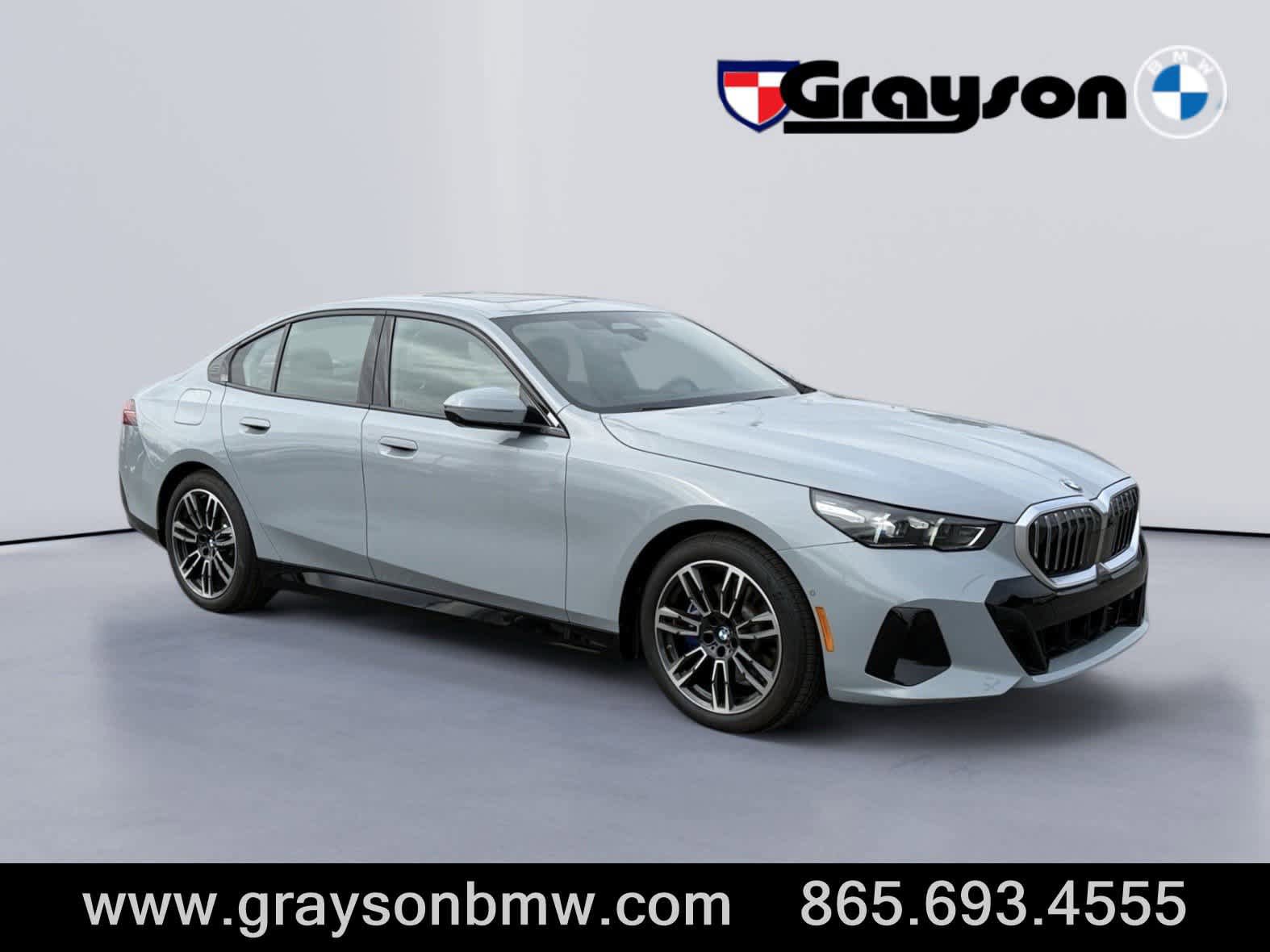 New 2026 BMW 530i xDrive w/ M Sport Package AWD/4WD video 1