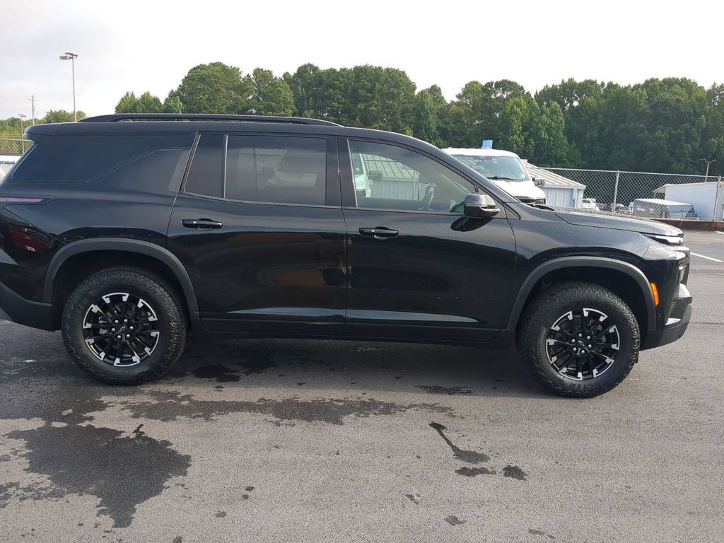 Used 2024 Chevrolet Traverse Z71 w/ Enhanced Driving Package AWD/4WD image 4