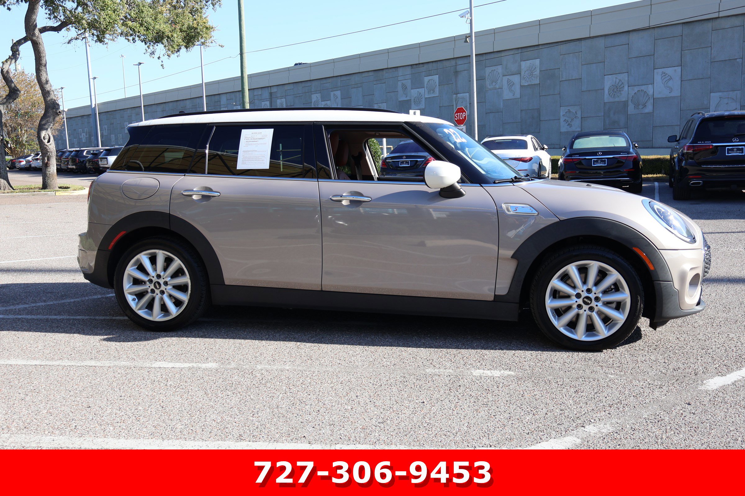 Used 2022 MINI Cooper Clubman S w/ Signature Upholstery Package image 11