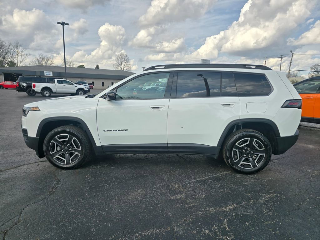 Used 2026 Jeep Cherokee Limited AWD/4WD image 4