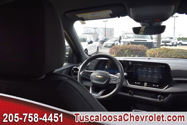 New 2026 Chevrolet Equinox LT w/ Safety and Technology Package FWD image 17