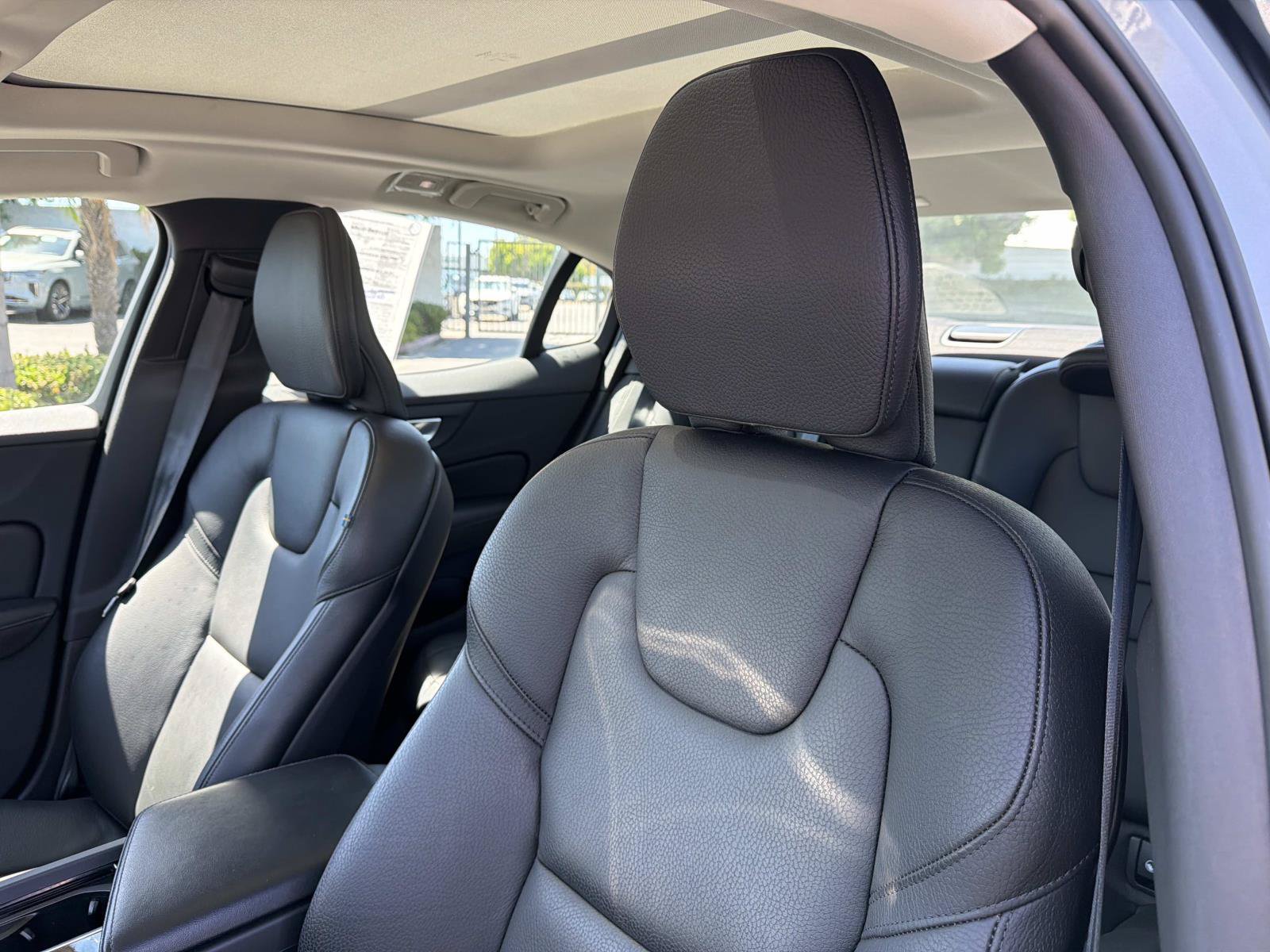 Certified 2024 Volvo S60 B5 Plus w/ Protection Package Premier AWD/4WD image 19