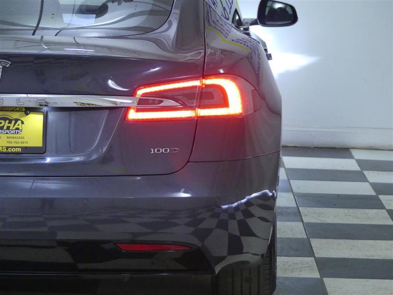 Used 2019 Tesla Model S 100D image 30