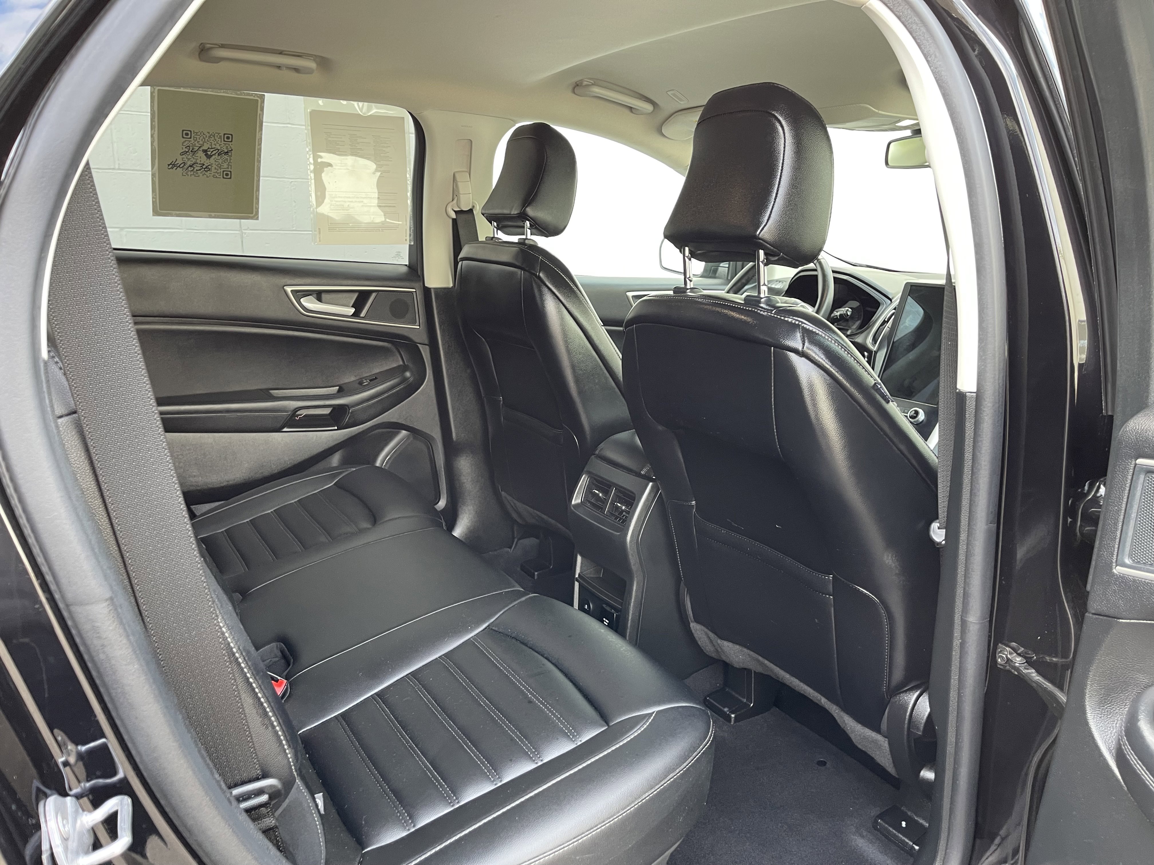 Used 2024 Ford Edge SEL w/ Convenience Package image 25