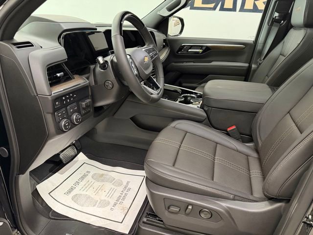 New 2026 Chevrolet Suburban High Country AWD/4WD image 12