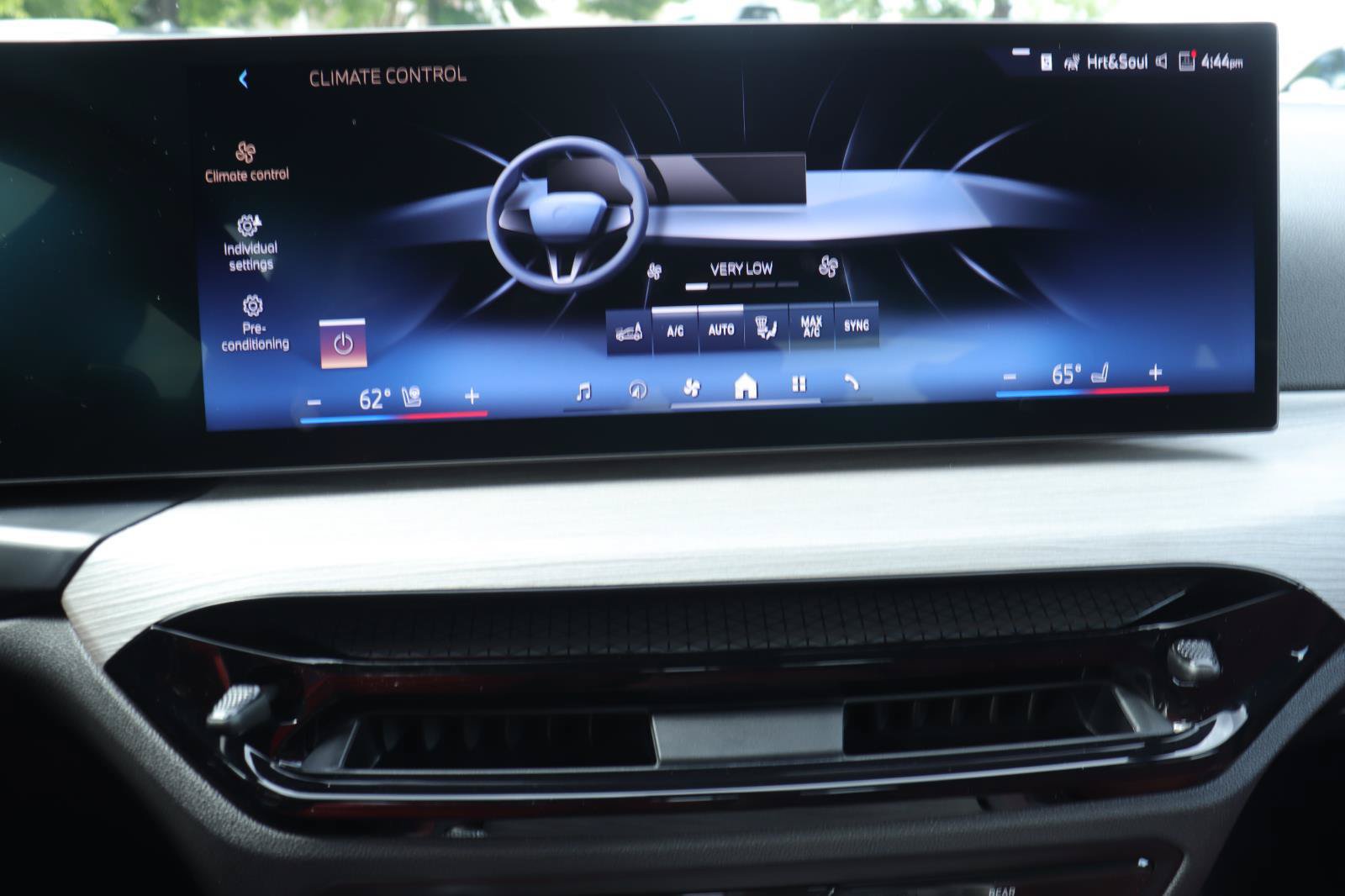 New 2026 BMW 430i w/ M Sport Package RWD image 32