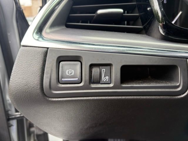 Used 2019 Cadillac XT5 Luxury FWD image 31