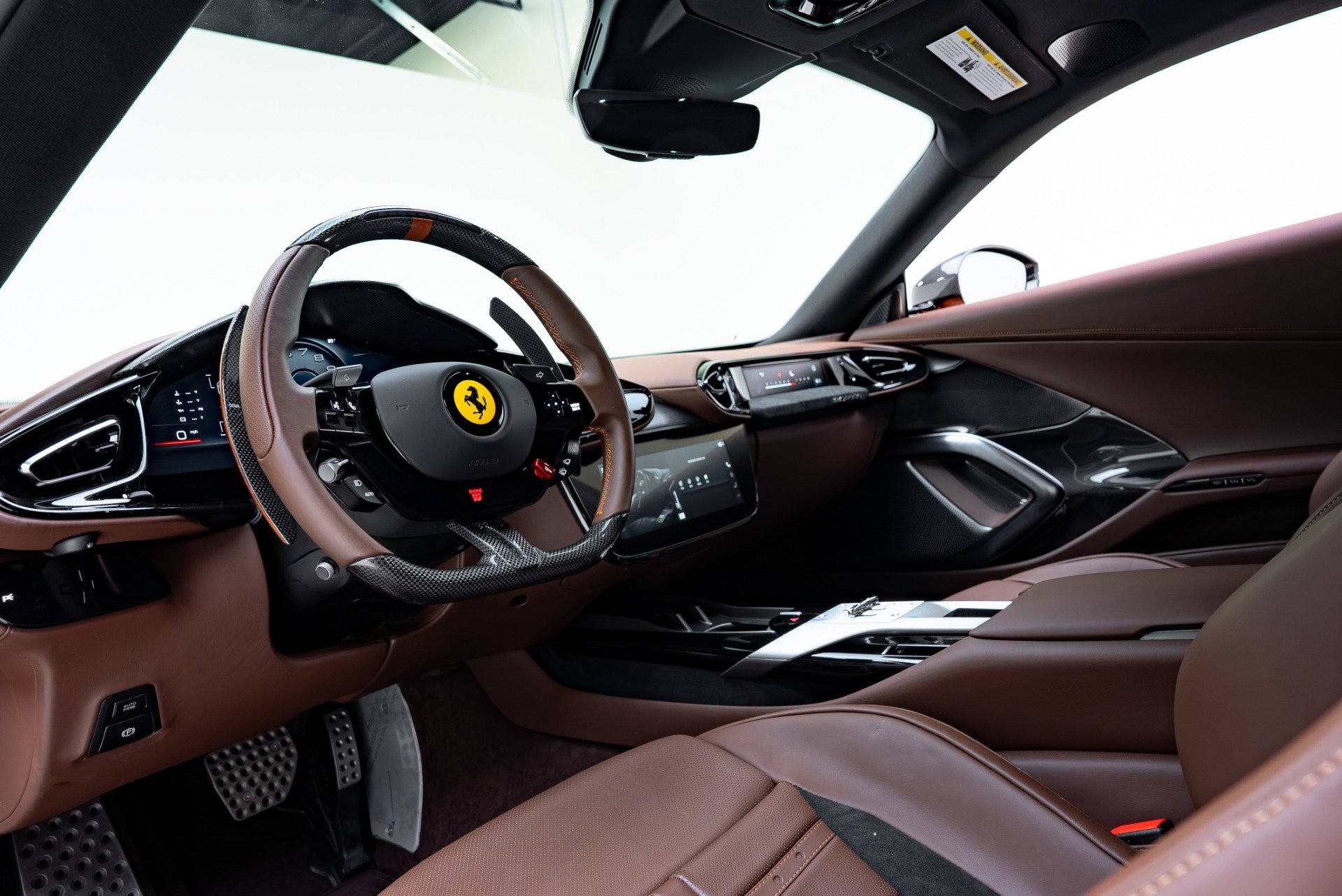 Used 2025 Ferrari 12Cilindri RWD image 2
