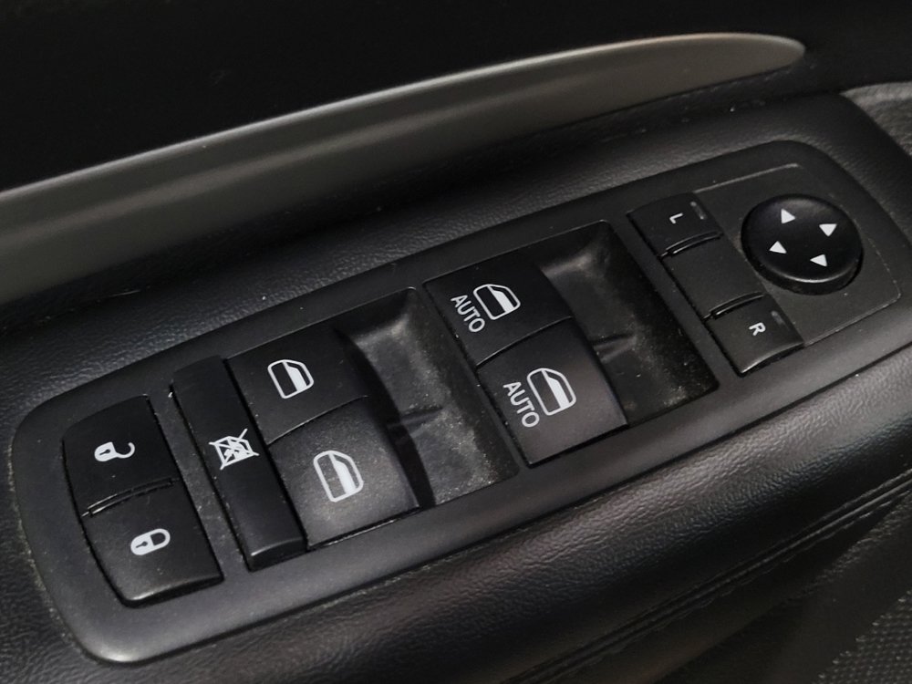 Used 2020 Dodge Durango SXT AWD/4WD image 27