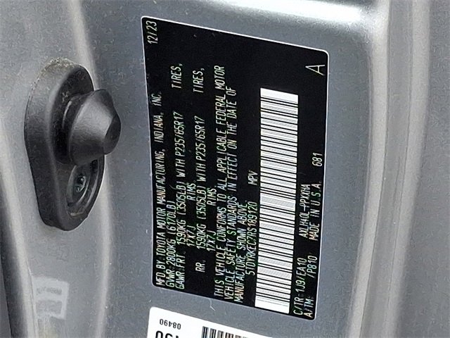 Used 2024 Toyota Sienna XLE image 30