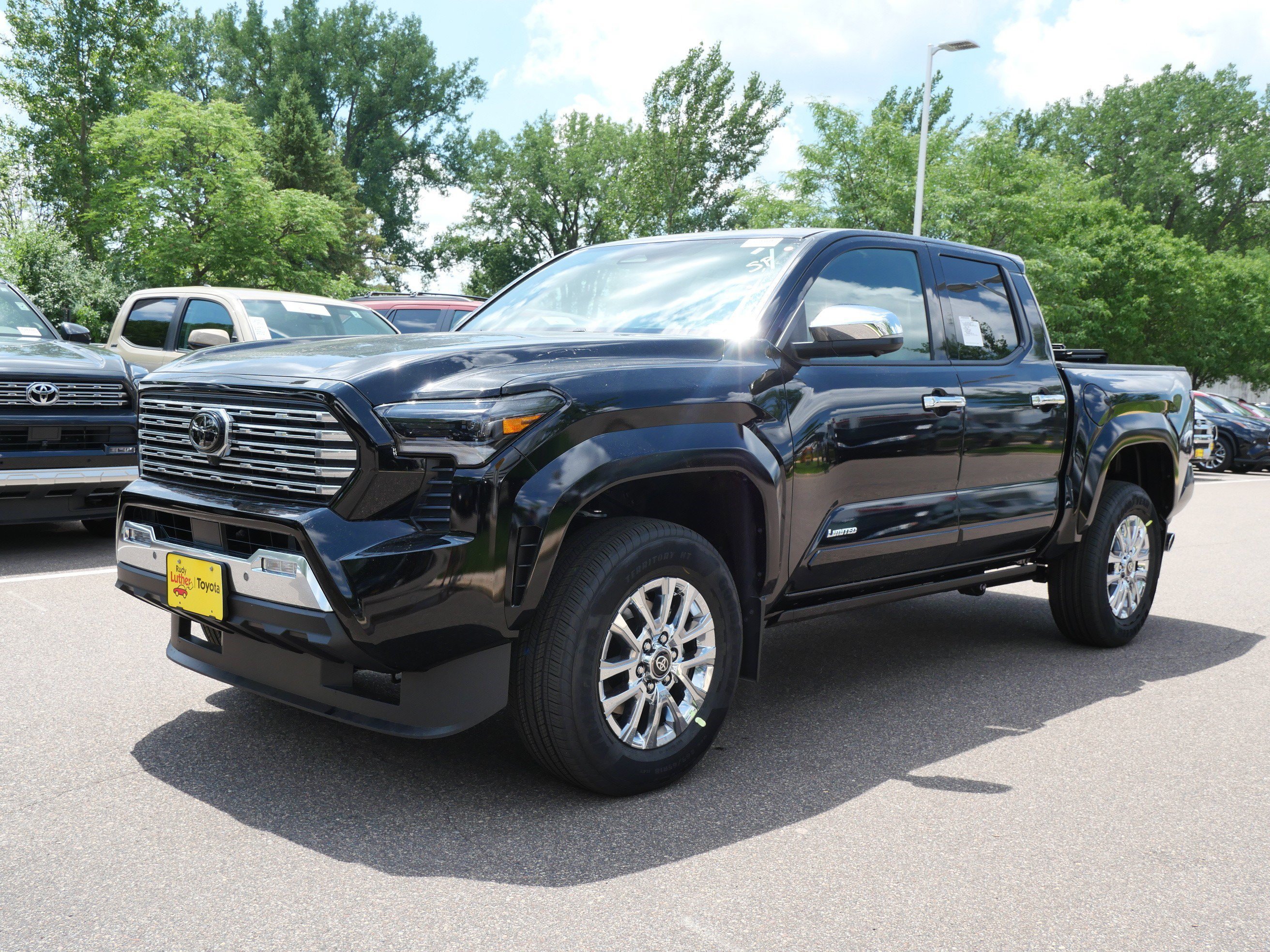 New 2026 Toyota Tacoma Limited AWD/4WD image 8
