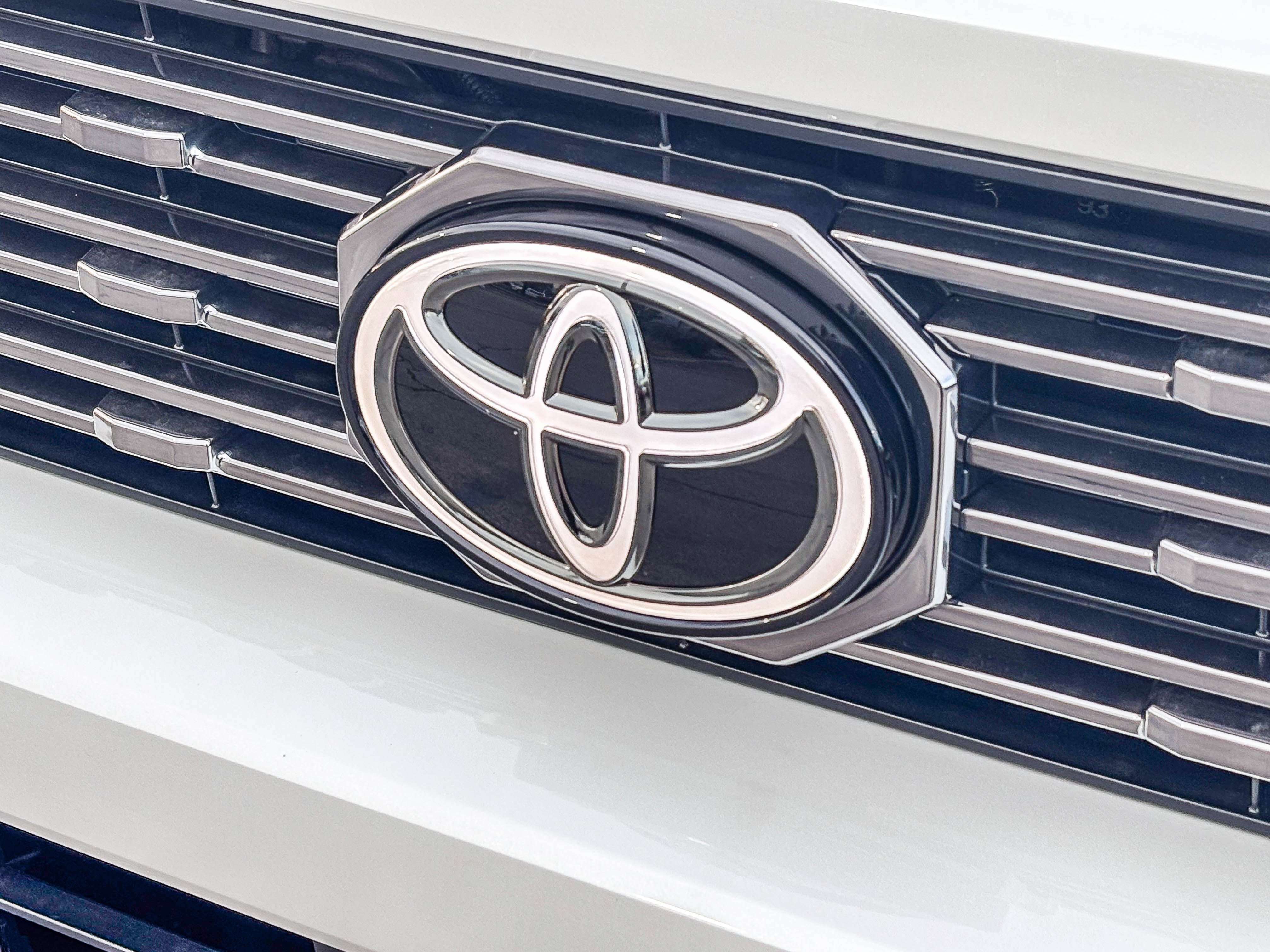 New 2026 Toyota 4Runner 4WD image 10