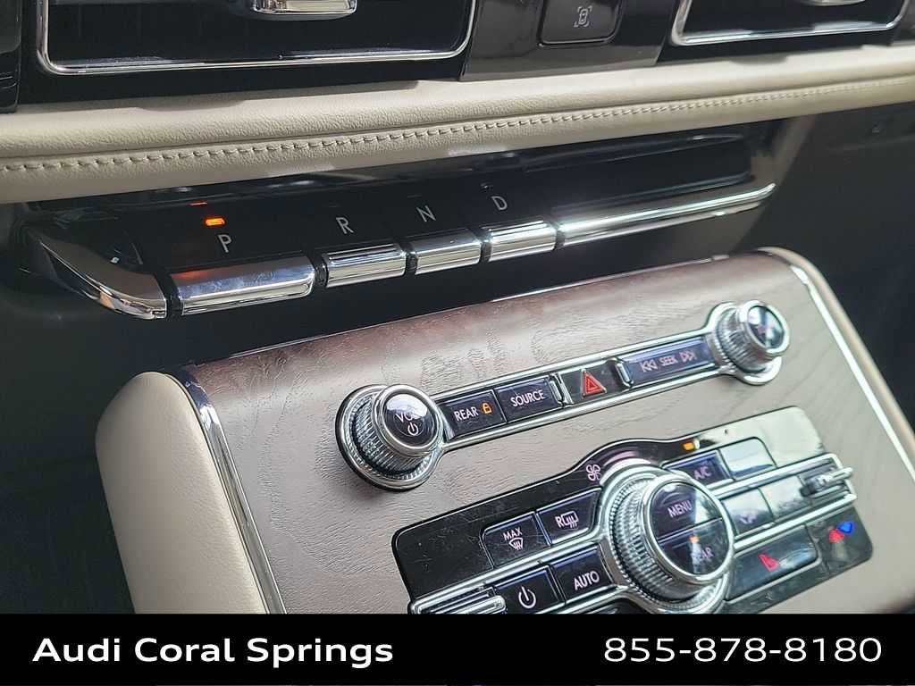 Used 2023 Lincoln Aviator Reserve RWD image 25
