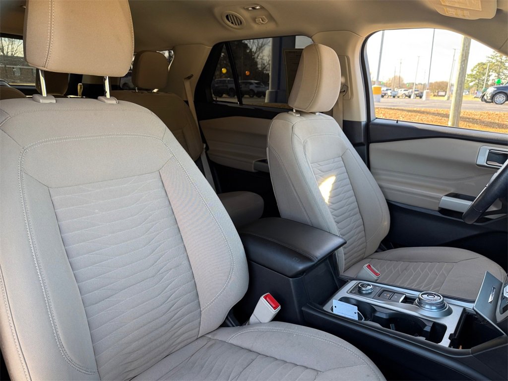 Certified 2021 Ford Explorer XLT image 24