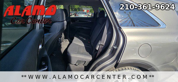 Used 2017 Kia Sorento L FWD image 29