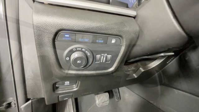 Used 2023 Jeep Grand Cherokee 4WD 4xe image 21