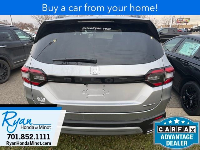 Certified 2025 Honda Pilot Touring image 5