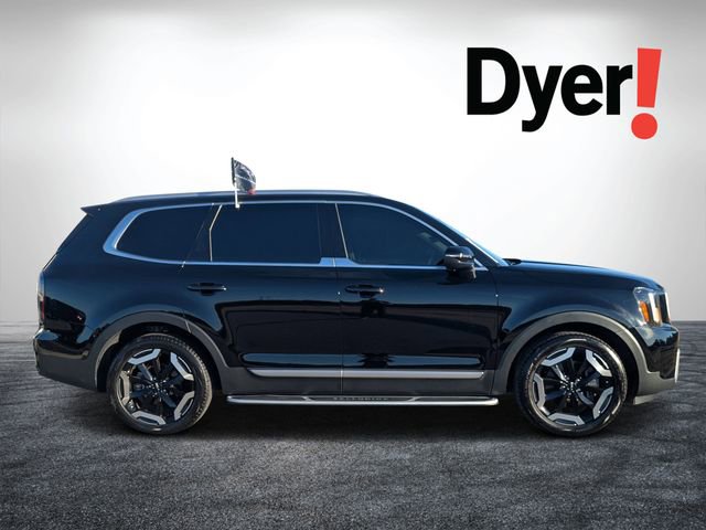 Used 2024 Kia Telluride EX image 2