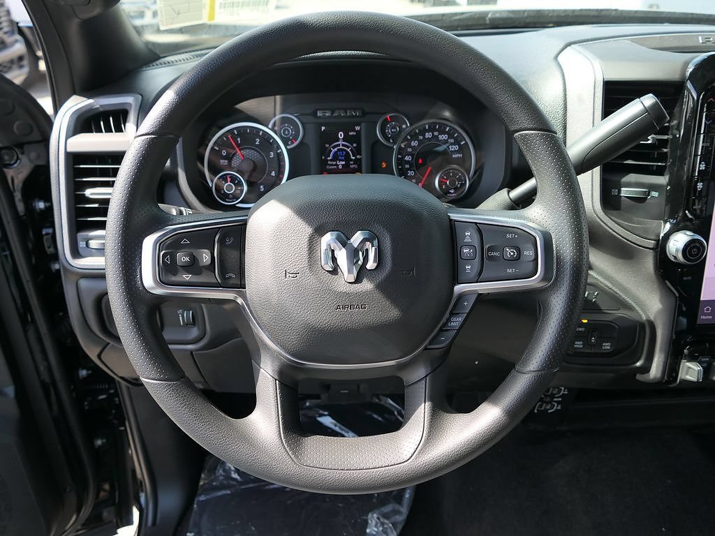 New 2026 RAM 3500 Tradesman AWD/4WD image 17