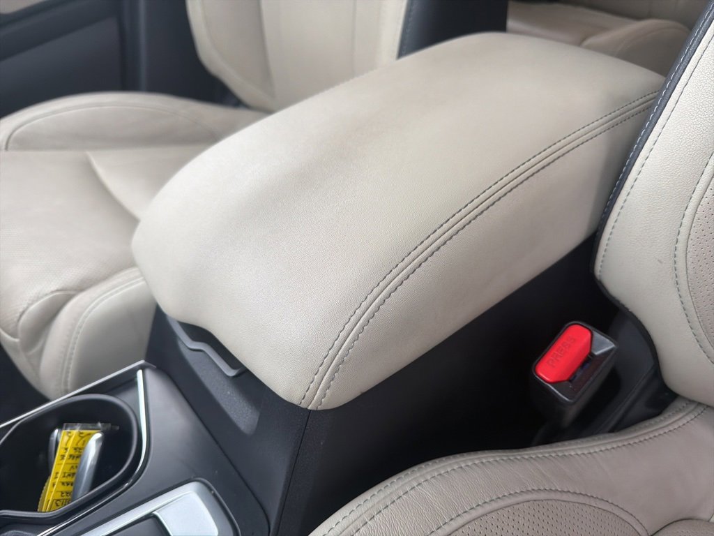 Used 2022 Subaru Ascent Limited w/ Technology Package image 37