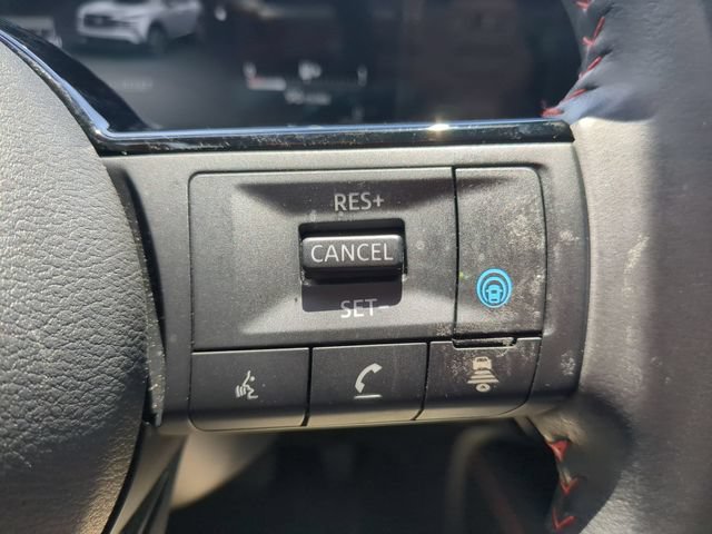 Certified 2025 Nissan Kicks SR FWD image 17