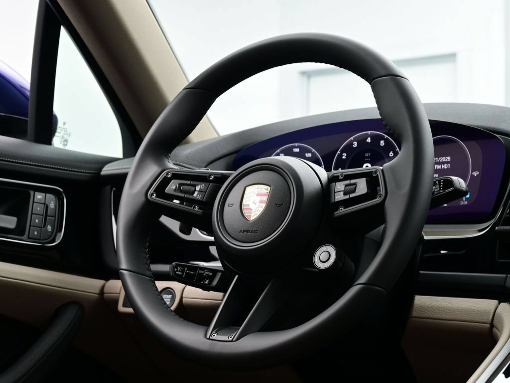 Certified 2026 Porsche Panamera 4 AWD/4WD image 21