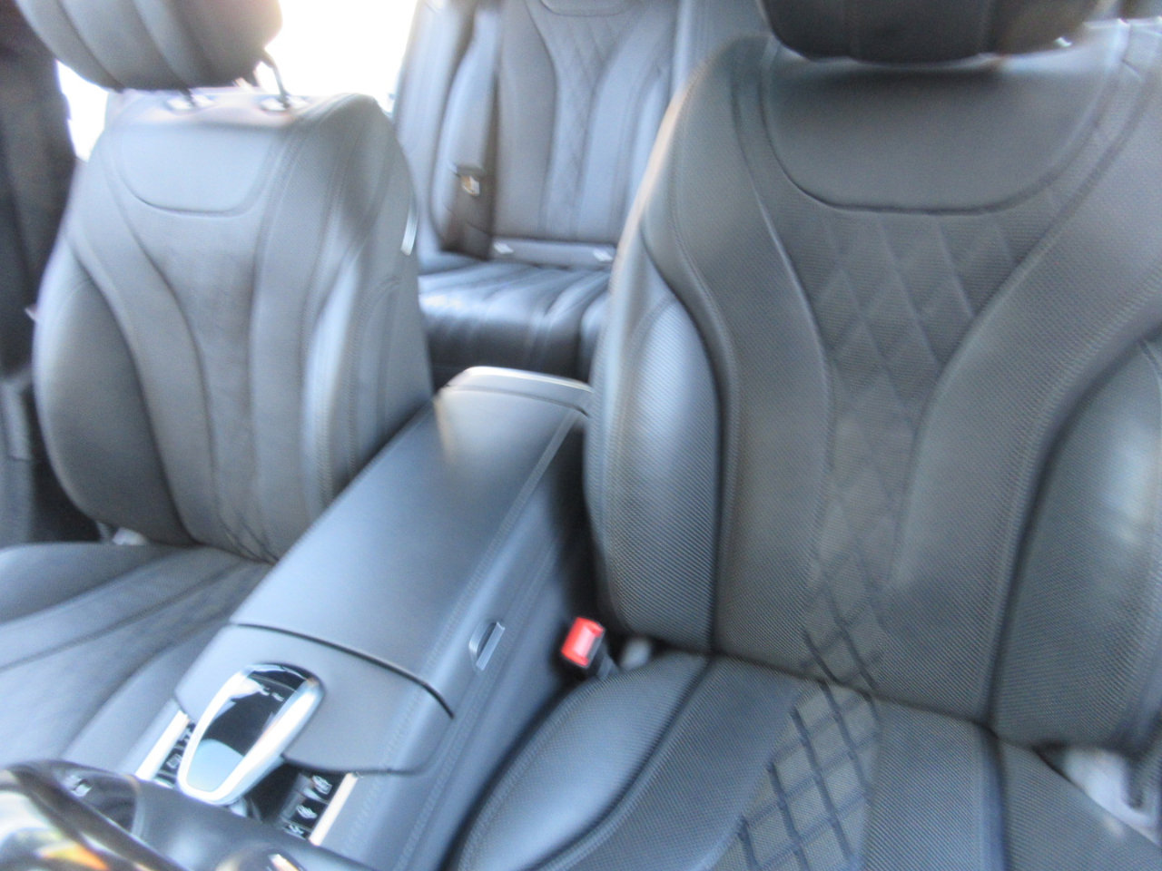 Used 2020 Mercedes-Benz S 560 Sedan w/ AMG Line Exterior image 16