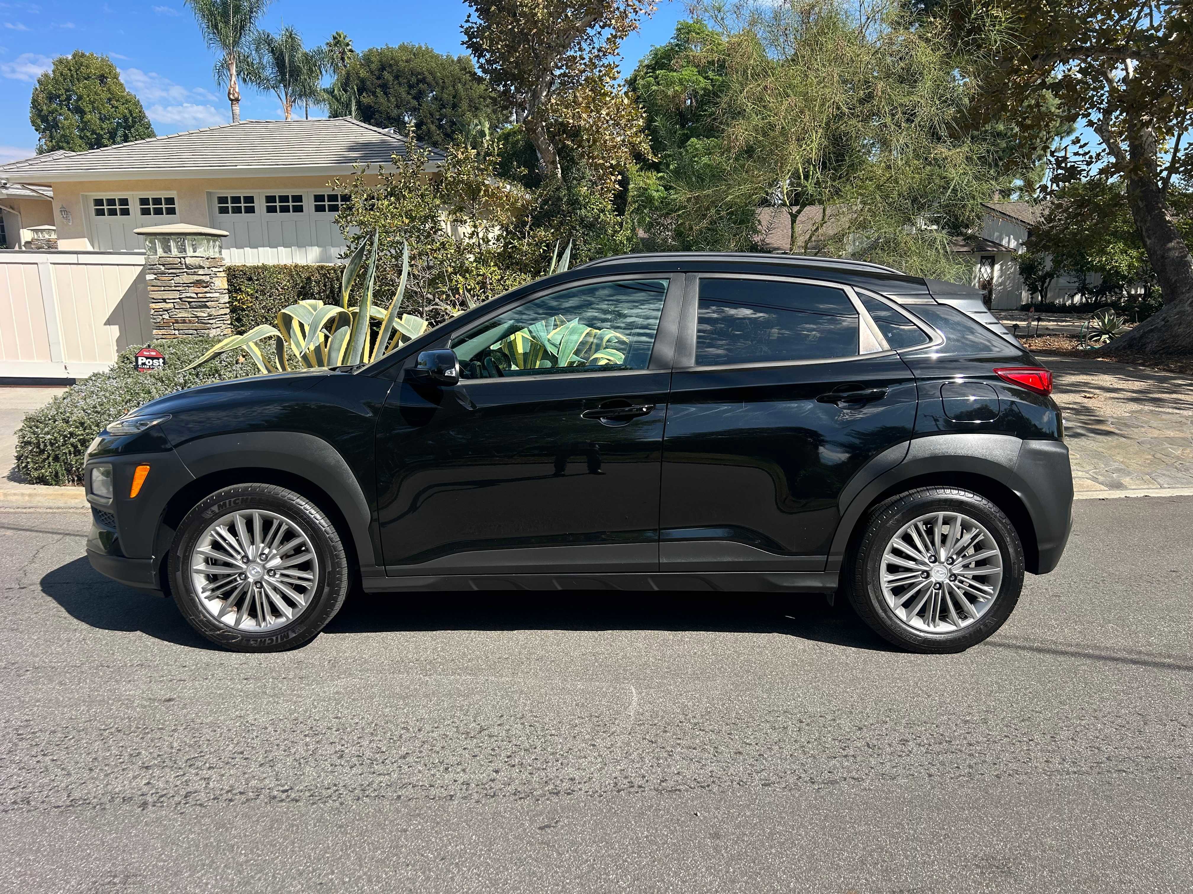 Used 2018 Hyundai Kona SEL w/ SEL Tech Package 02 image 5