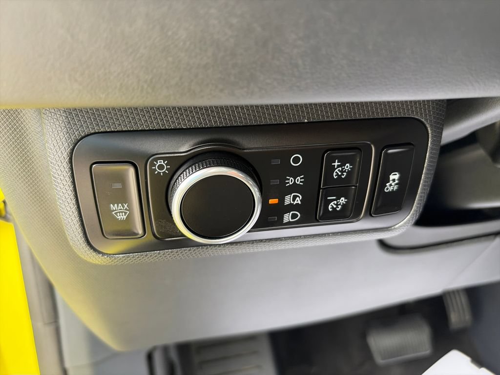 Used 2025 Ford Mustang Mach-E Premium AWD/4WD image 19