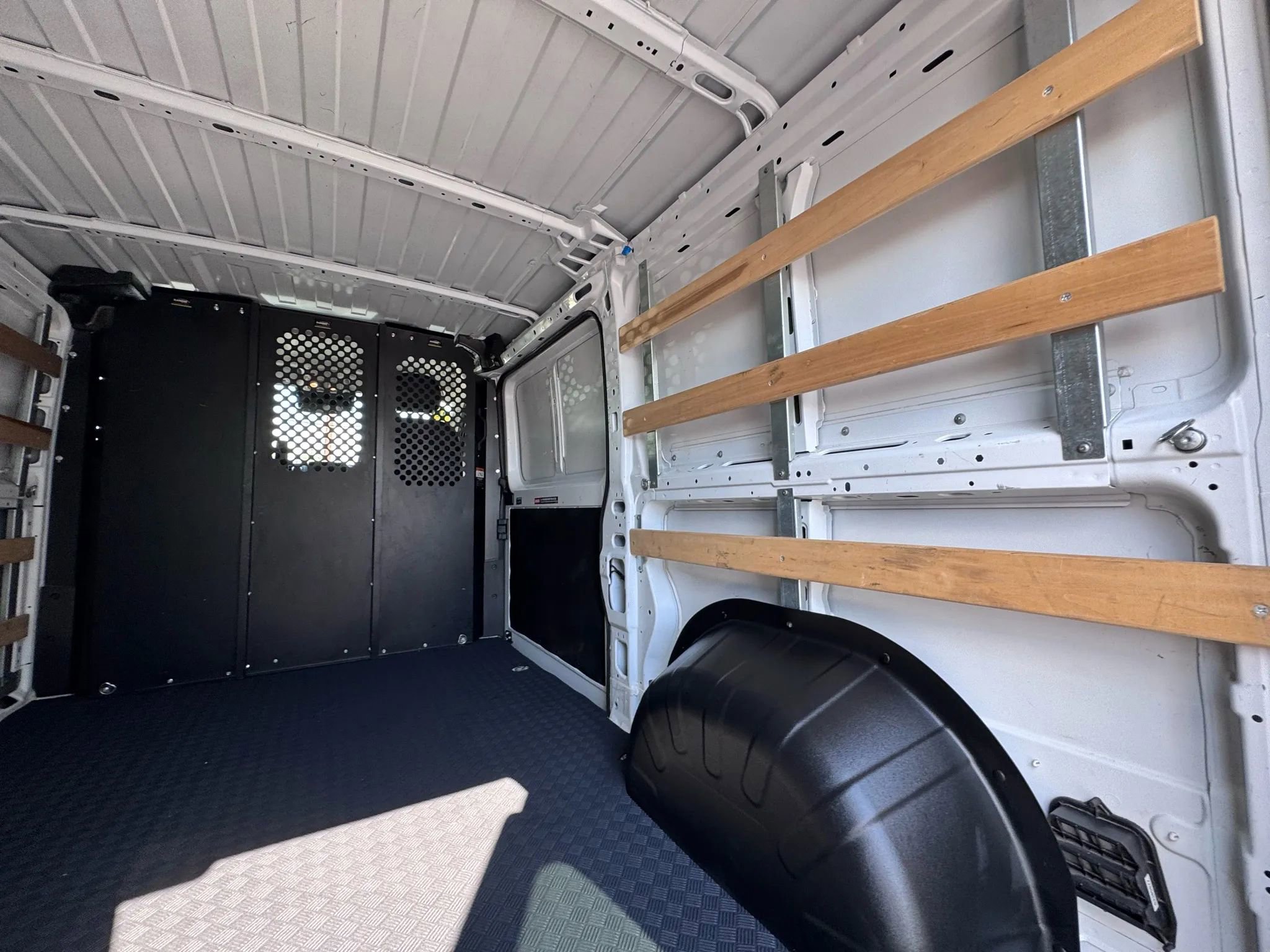 Used 2023 RAM ProMaster 2500 image 28