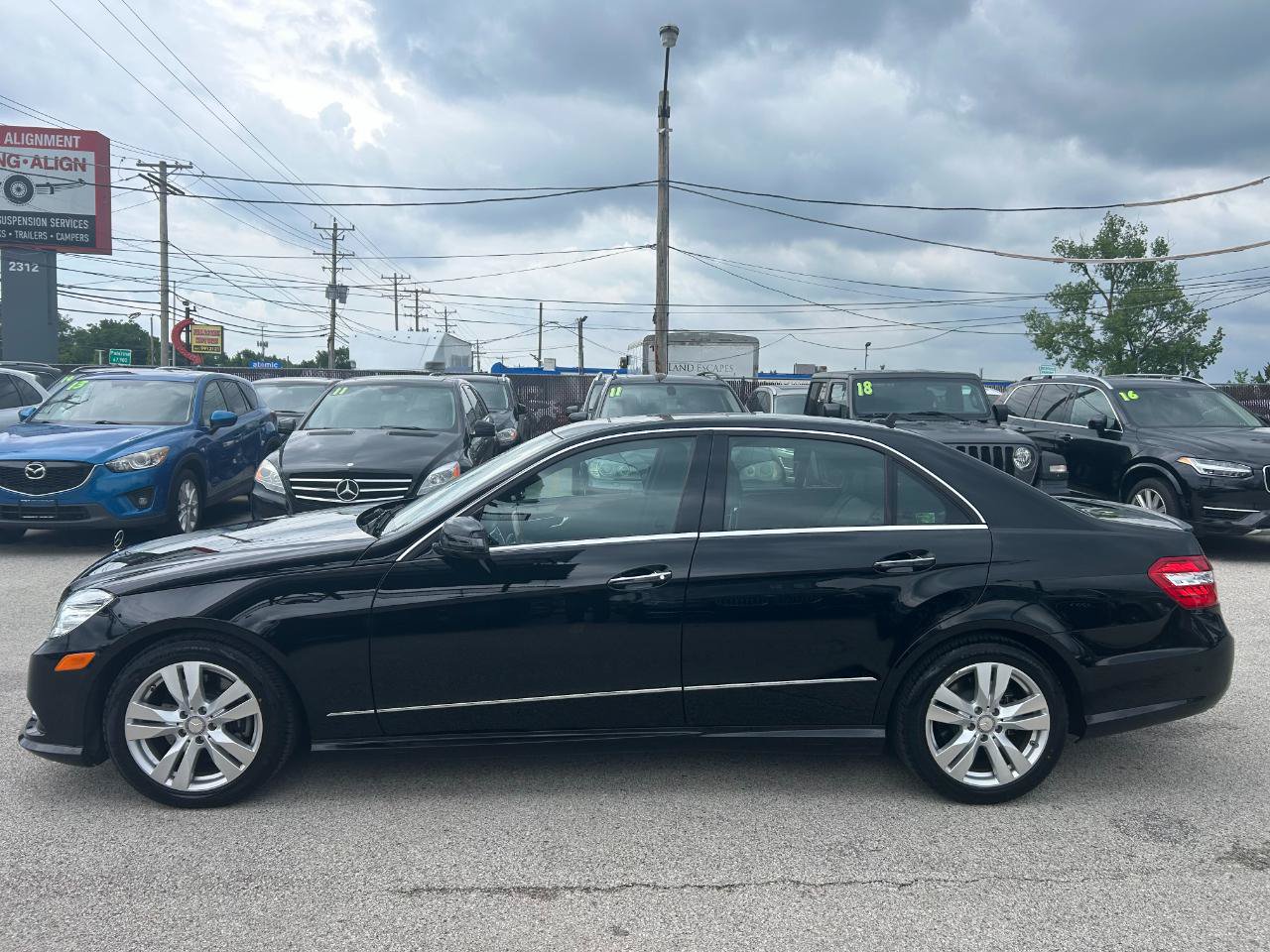 Used 2013 Mercedes-Benz E 350 BlueTEC Sedan image 8