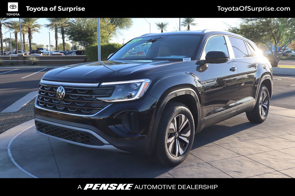 Used 2024 Volkswagen Atlas Cross Sport SE image 1
