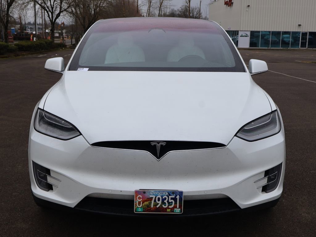 Used 2020 Tesla Model X Long Range image 9