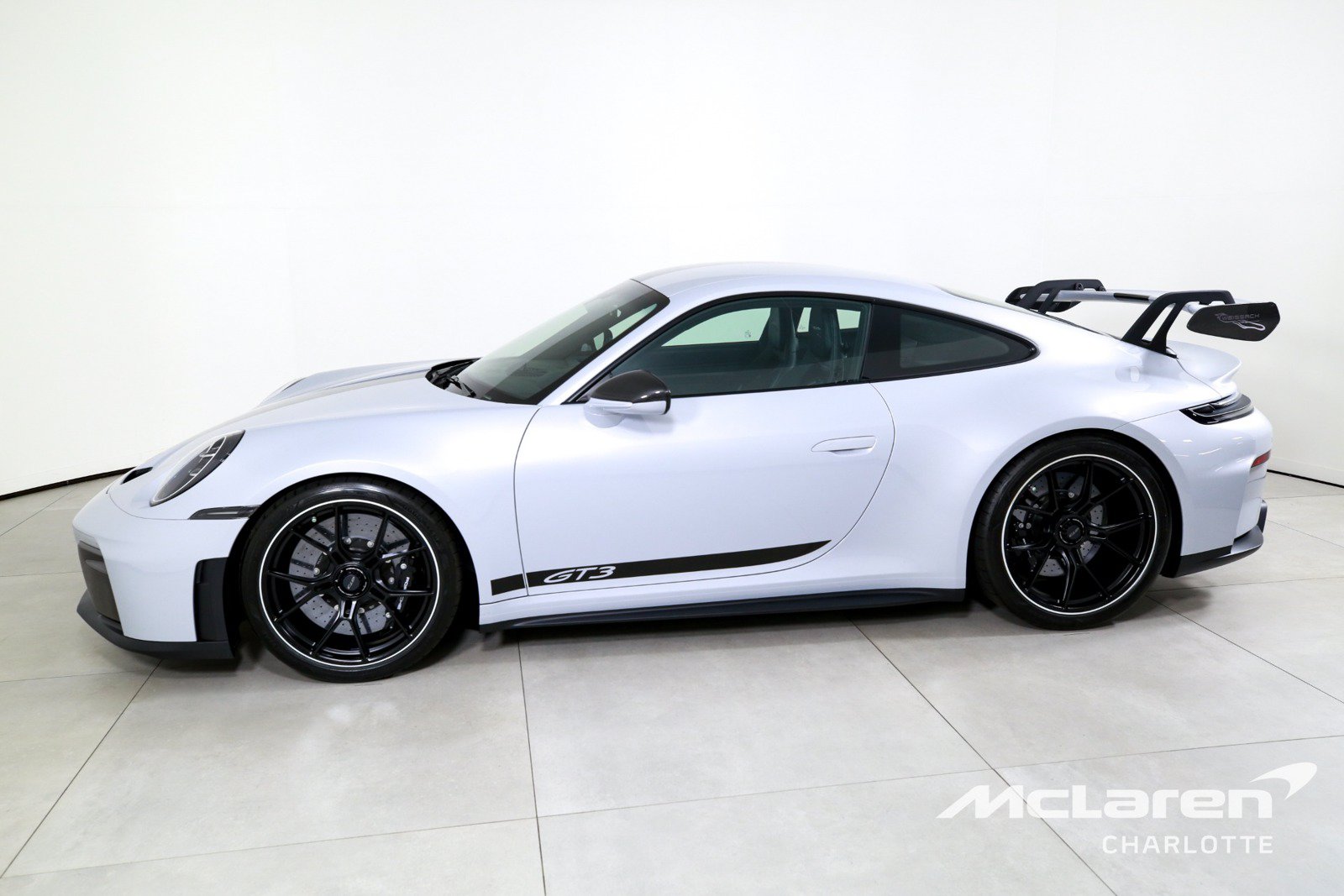 Used 2026 Porsche 911 GT3 w/ Weissach Package RWD image 5
