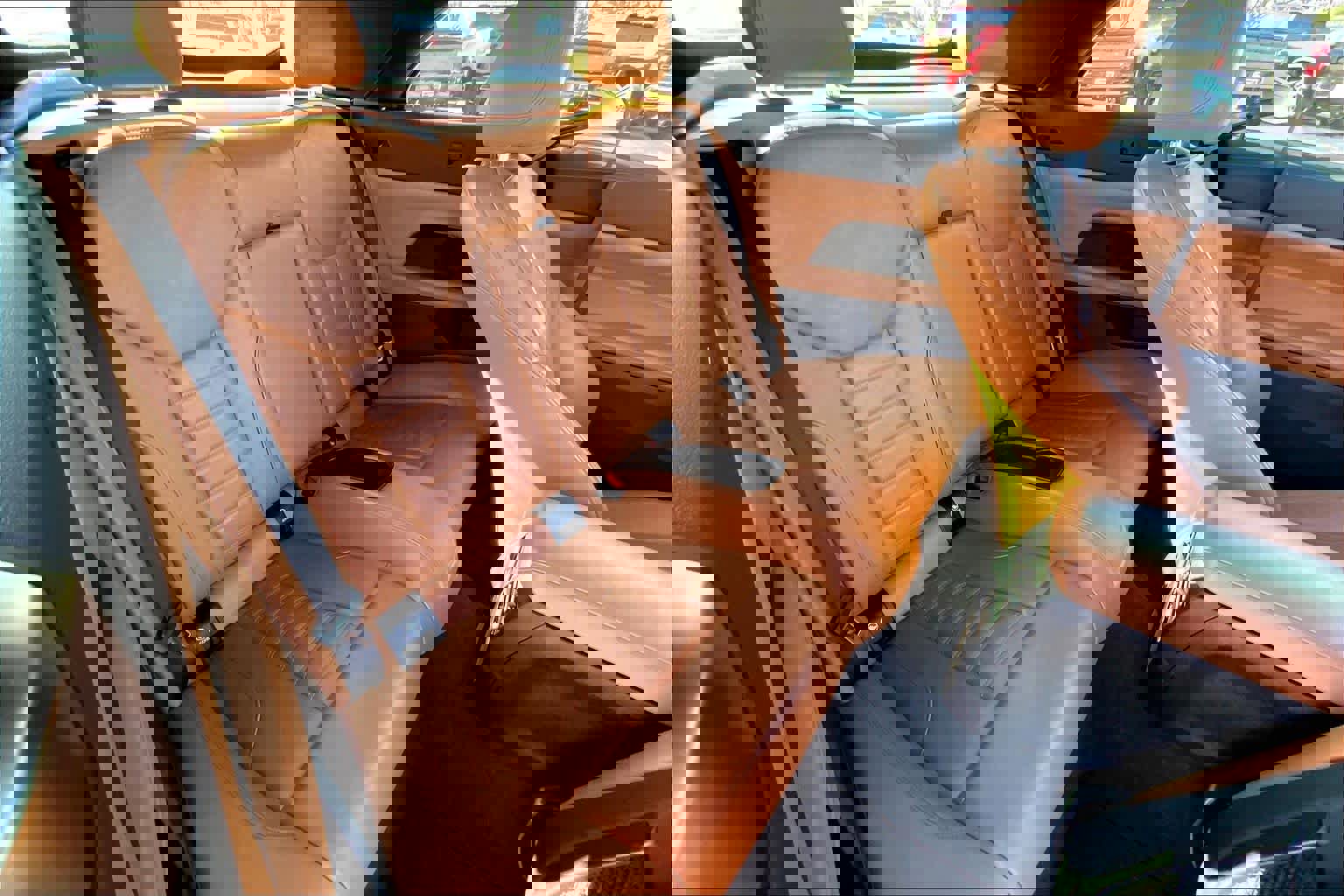 Used 2021 BMW M440i Convertible w/ Premium Package image 16