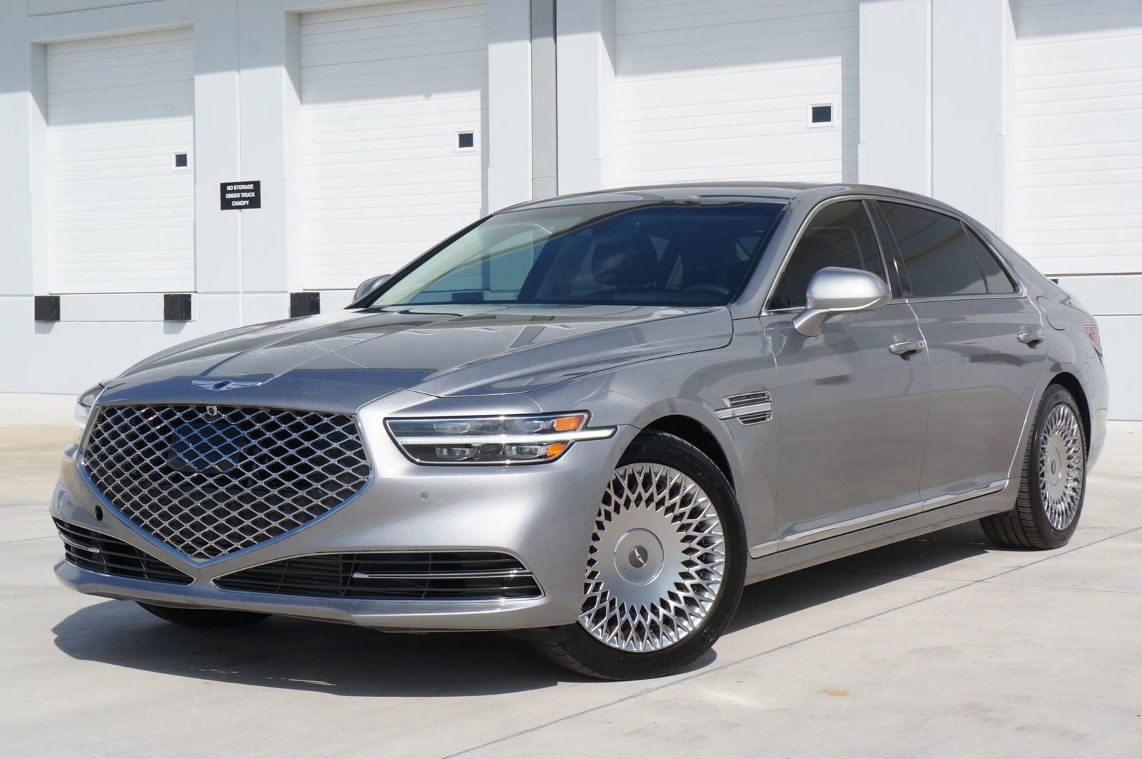 Used 2020 Genesis G90 3.3T Premium image 6