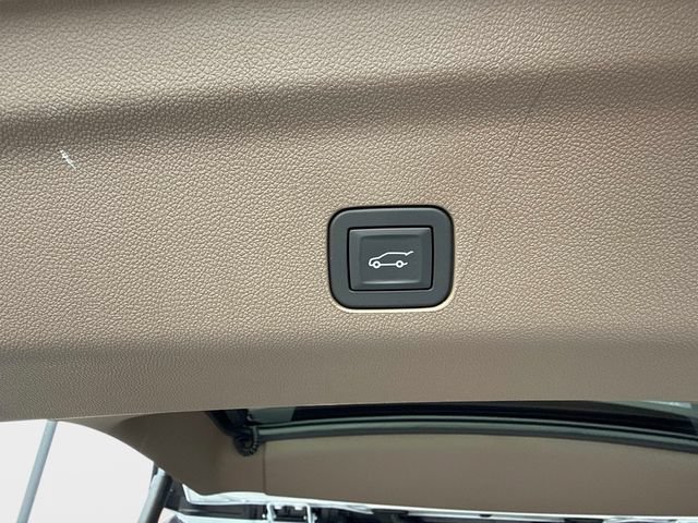 New 2026 GMC Yukon XL Denali w/ Denali Reserve Package AWD/4WD image 6