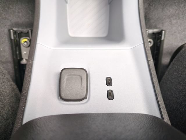 New 2027 Chevrolet Bolt LT w/ Comfort Package FWD image 22