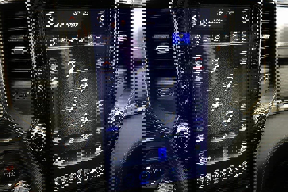 Used 2020 RAM 1500 Limited image 52