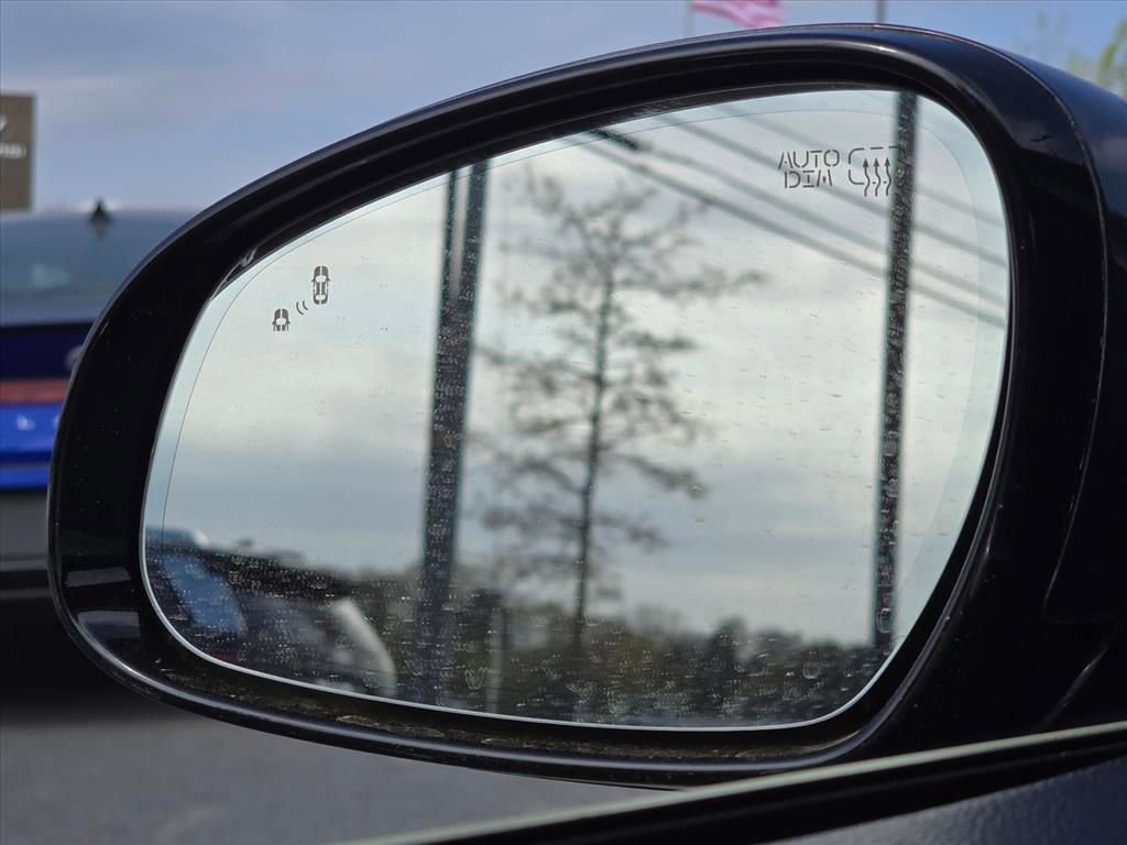 Used 2019 Genesis G70 2.0T Advanced w/ Dynamic Package image 23