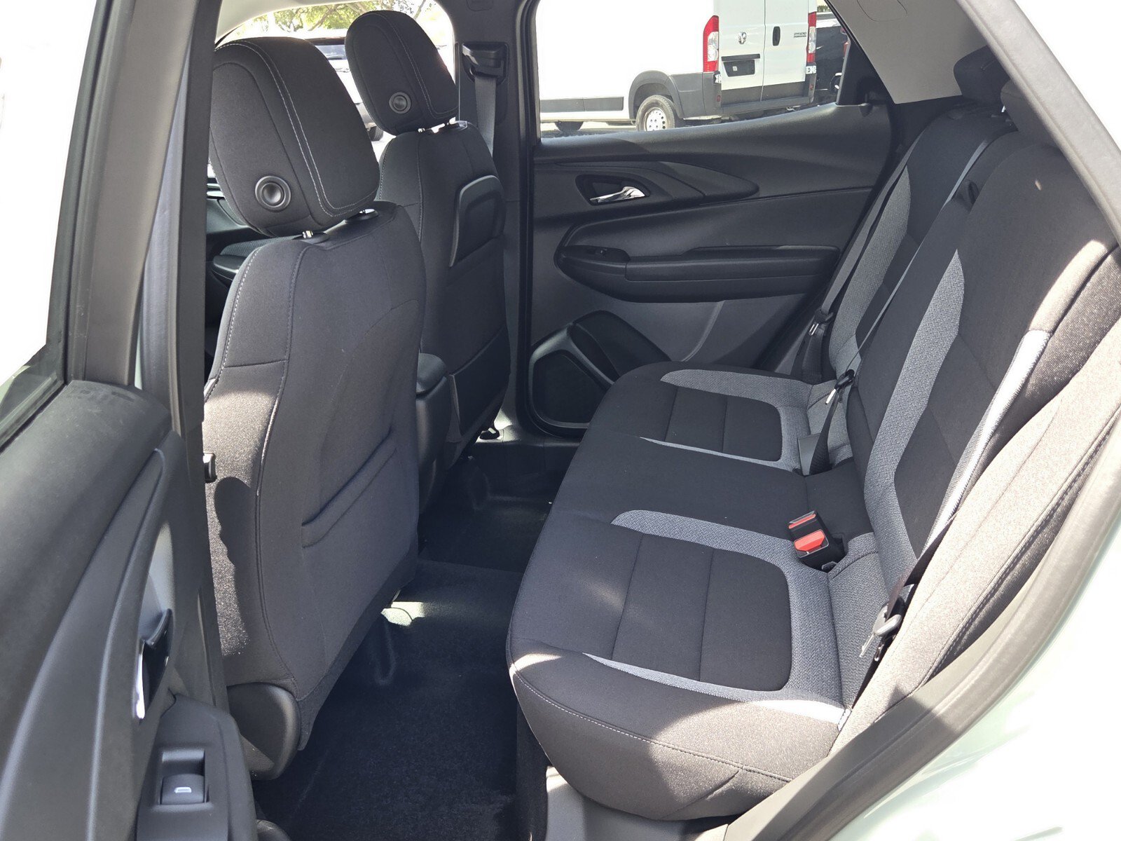New 2026 Chevrolet TrailBlazer LT w/ Convenience Package AWD/4WD image 16