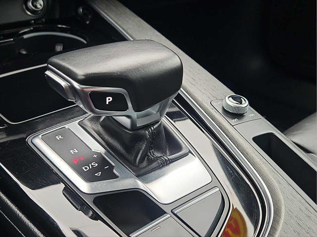 Used 2020 Audi A4 2.0T Premium w/ Convenience Package AWD/4WD image 29