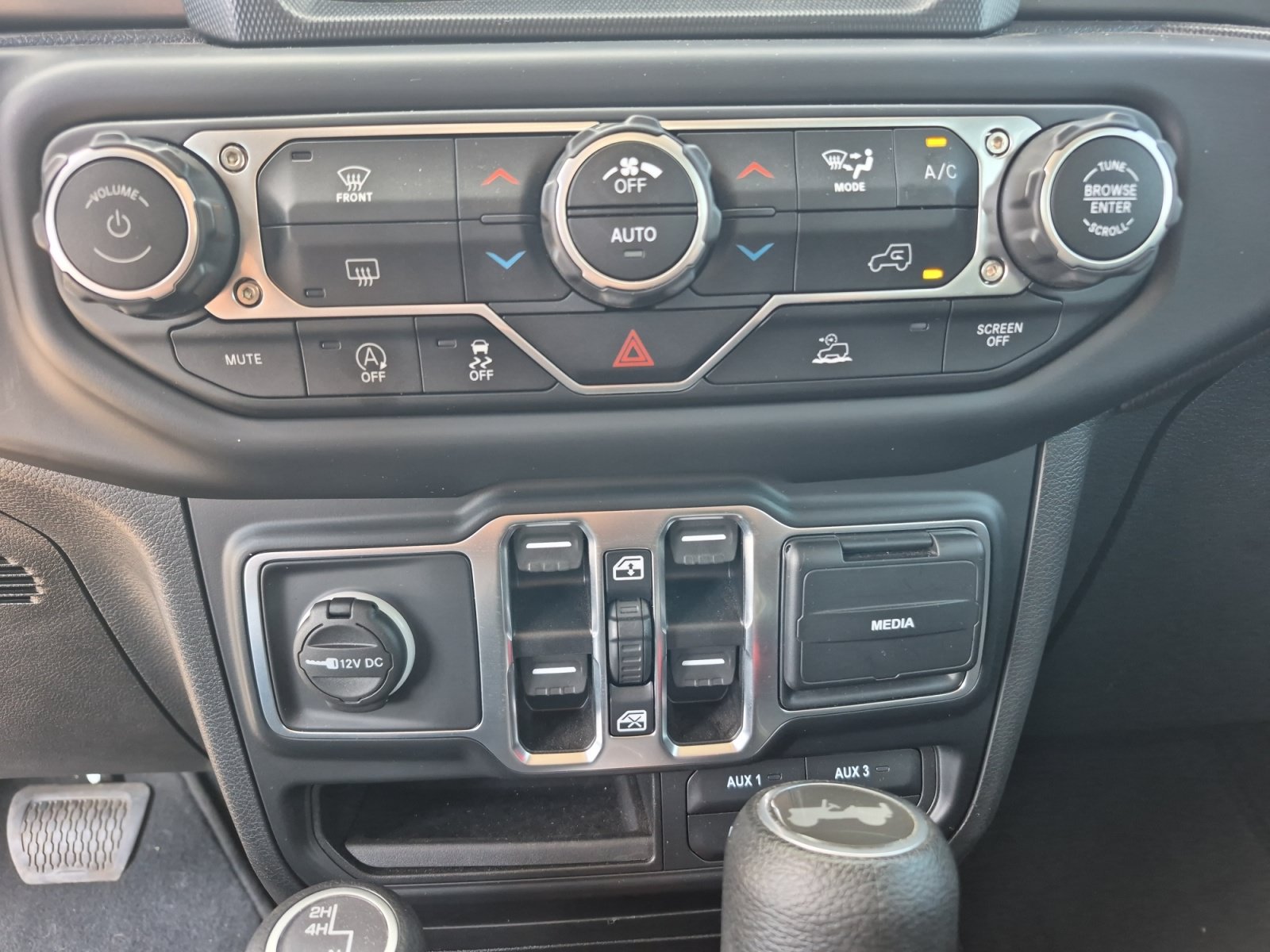 Used 2021 Jeep Wrangler Unlimited Sport AWD/4WD image 31