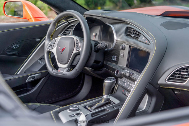 Used 2019 Chevrolet Corvette Z06 RWD image 38