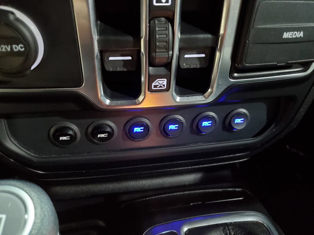 Used 2019 Jeep Wrangler Unlimited Sport AWD/4WD image 36