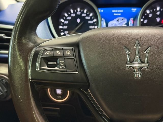 Used 2019 Maserati Ghibli S Q4 AWD/4WD image 17